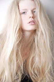 Every girl wants to have that bronze ten, so they will need tanning salon all over the year Pin By Ann Burk On Natural Beauty Hair Pale Skin White Blonde Hair Hair Styles