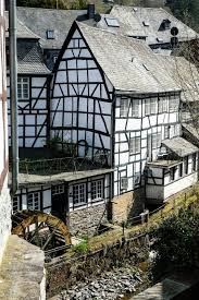 Naherholungsgebiet Ein Tagesausflug Ins Eifelstadtchen Monschau Ausflug Tagesausflug Naherholungsgebiet