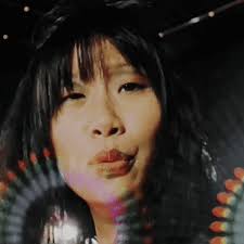 Ingryd 🗽 — may pang in "jet set superstar" by ménage à trois...