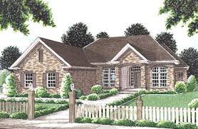 Traditional Style House Plan 3 Beds 2
