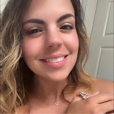 Bella Thorne was in a relationship with both Tana Mongeau and Mod Sun, but  one part of the "throuple" has come to an end.