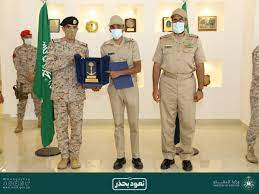 أعلنت وزارة الدفاع الروسية أن الدفاعات الجوية السورية تمكنت من تدمير 7 صواريخ أطلقتها طائرات إسرائيلية على مواقع داخل سوريا الاثنين 19 يوليو. ÙˆØ²Ø§Ø±Ø© Ø§Ù„Ø¯ÙØ§Ø¹ On Twitter Ù‚Ø§Ø¦Ø¯ Ø§Ù„Ø£Ø³Ø·ÙˆÙ„ Ø§Ù„ØºØ±Ø¨ÙŠ ÙŠÙƒØ±Ù… Ø§Ù„Ø¶Ø¨Ø§Ø· Ø§Ù„Ø­Ø§ØµÙ„ÙŠÙ† Ø¹Ù„Ù‰ Ø´Ù‡Ø§Ø¯Ø© Ø£Ø¹Ø§Ù„ÙŠ Ø§Ù„Ø¨Ø­Ø§Ø± Ù†Ø¹ÙˆØ¯ Ø¨Ø­Ø°Ø± Https T Co 1eczzmbmgr