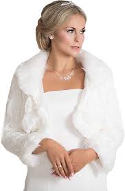 Follow vietnamese to never miss another show. Zauberkutsche Brautjacke Kunstfpelz Pelz Fell Jacke Langarm Langarmjacke Pelzjacke Brautbolero Bolero Hochzeit Winter Cape Weiss Ivory Neu Cape 40 Bis 42 Amazon De Bekleidung