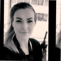 Lora Townsend's Instagram, Twitter & Facebook