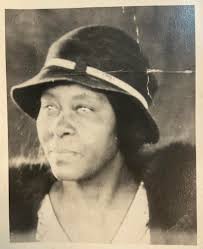 Pictures of Lentz relatives being discussed recently