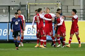 Pk vor sc freiburg | hertha bsc | bundesliga. Sc Freiburg Gegen Hertha Bsc Streich Team Bestraft Trostlose Berliner Dritter Sieg In Serie Fussball Stuttgarter Zeitung