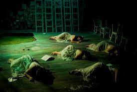 Act 1 Scene 5 Pt 2 I Chose This Scene Because I Feel Like All Five Women Signify One Collective Roy Cohn The Green Lighting Has Scenic Design Ophelia Theatre