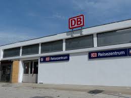 Finden sie fahrplaninformationen für ihre reise. Db Reisezentrum Reisen Buchen Fahrkarten Auskunft Fahrplane City Elmshorn