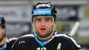 Marek trončinský (born 13 september 1988) is a czech professional ice hockey defenceman who currently plays with hc bílí tygři liberec in the czech extraliga. Zemrel Hokejista Marek Troncinsky Zabily Ho Drogy Kafe Cz