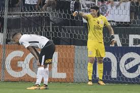 Foram 20 atuações (a equipe não entrou em campo na sexta rodada), três gols e. Ex Corinthians Assume Vaga De Arana Na Selecao Bola De Prata Do Brasileirao