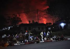 Lava from a volcanic eruption approached the airport of eastern democratic republic of congo's main city of goma late on saturday, and the government new fractures were opening in the volcano, letting lava flow south toward the city after initially flowing east toward rwanda, said dario tedesco, a. Yikqzehsdy1mmm