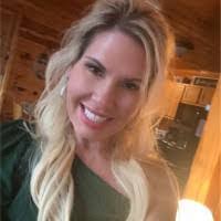 Tina Withrow's Instagram, Twitter & Facebook