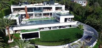 Con el huevo más grande del mundo. Las 10 Casas Mas Grandes Del Mundo Y Sus Curiosidades Asombrosas