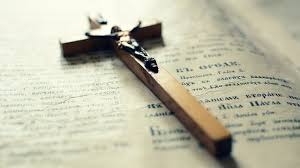 Alkitab yesus di lempari batu saat membawa salib. Iman Katolik Tahukah Engkau Misteri Di Balik Nama Tuhan Kristen Bagaimana Mengetahui Yesus Kristus