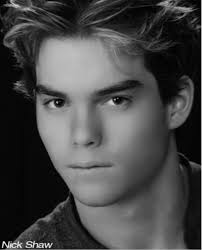 So proud of AspireHigher Coaching students Nick Shaw and Shakura Davis!!  Nick was accepted to the Acting Program at Columbia College in Chicago, and  Shakura was accepted to the Acting Program at