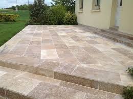 Epingle Par Reginald Okereke Sur Terrasses En 2020 Travertin Travertin Terrasse Dallage