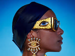 La influencia del surrealismo en la moda a través de los años