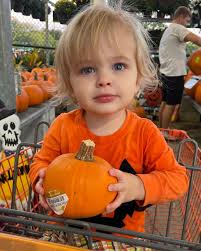 Olivia Cornish Thacker (@oliviabthacker) • Instagram photos and videos