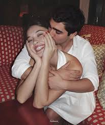 Fotos De Mert Y Afra Juntos | TikTok