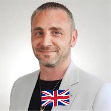 We're excited that Willen On Ice has returned to Willen Lake! Visitors this  year can enjoy: ⛸️ Ice skating