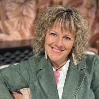 40+ "Dr Jacqui" profiles