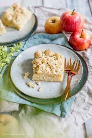 Klassischer Apfelkuchen Vom Blech Mit Hefeteig Und Streusel Apfelkuchen Mit Hefeteig Apfelkuchen Rezept Mit Streusel Apfelkuchen Rezept Hefeteig