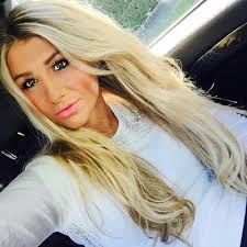 Bella Ryan (@BellaRyan94)