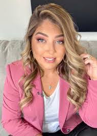 Barbara Beswick's Instagram, Twitter & Facebook