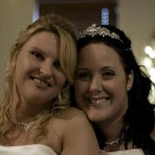 Hazel Oates (@HazelOates)