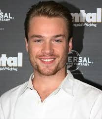 Sam Clark's Instagram, Twitter & Facebook