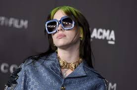 Billie eilish's british vogue photoshoot send fans in awe! Billie Eilish Us Sangerin Begeistert Fans Mit Cover Fur Britische Vogue Panorama Stuttgarter Nachrichten