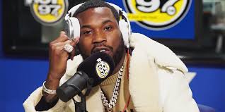 Meek mill quot ya 39 ll don 39 t hear me tho quot freestyle official video. Meek Mill Back 2 Back Freestyle On Hot 97 Hypebeast