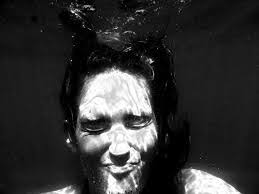 Margo Fraser's Instagram, Twitter & Facebook