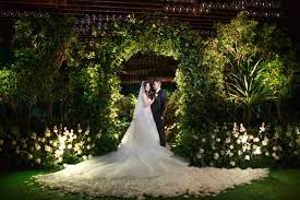 Theresa Jeff S Wedding At Aria Resort In Las Vegas Elwynn Cass Vegas Wedding Las Vegas Weddings Las Vegas Wedding Planner