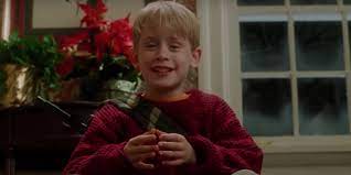 Do you know macaulay culkin's age and birthday date? Home Alone 11 Behind The Scenes Facts About The Classic Macaulay Culkin Movie Cinemablend