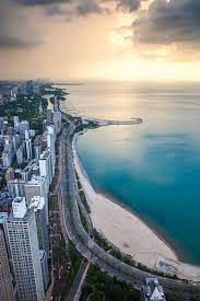 صورة من مدينة شيكاغو Lebanon لبنان الإمارات دبي Dubai دبي فلسطين جدة Jeddah الكويت السعودية Places To Visit Places To Travel Lake Shore Drive