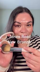 Jones Road New Bronzer Cruelty Free Clean Beauty Shade Light Tan. I really  like the shade used it to give my skin a touch of beauty also applyed
