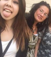 Can you add my mom to family photos?