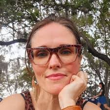 Lori Vitello's Instagram, Twitter & Facebook