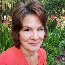 Marci Potts's Instagram, Twitter & Facebook