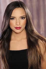 Lauren Summers's Instagram, Twitter & Facebook