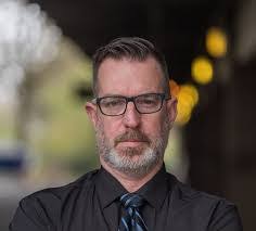 Edwin Mcleod's Instagram, Twitter & Facebook