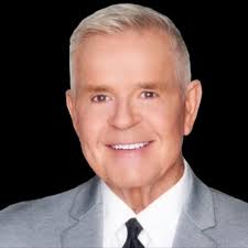 Mike Jerrick (@MikeFOX29)