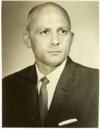 Evan Howell's Instagram, Twitter & Facebook