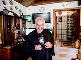 Search results for sándor oszter. Oszter Sandor A Szinpadon Kelti Eletre Rozsa Sandor Legendajat Szinhaz Hu