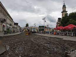 It has a population of around 83,896 as of 2018. Nowy Sacz Trwa Remont Rynku Lepiej Go Omijac Wideo Zdjecia Nowy Sacz Rynek Remont Nawierzchnia Sadeczanin Info