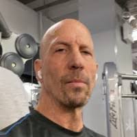 Daniel Feldmeyer's Instagram, Twitter & Facebook