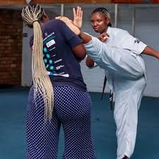 NationOnline Malawi Kickboxing Association (Makba) has introduced  kickboxing and mixed martial arts training exercise with the inaugural  event taking place