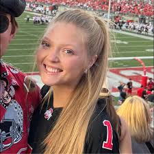 Best happy hour deals with food in West Ashley