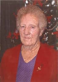 Lorene Simmons's Instagram, Twitter & Facebook